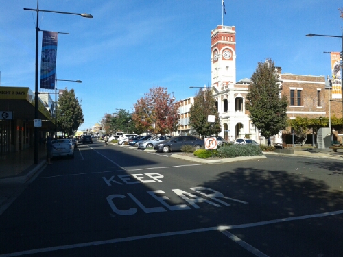 Ruthven Street in Toowoomba -- looking at City Hall